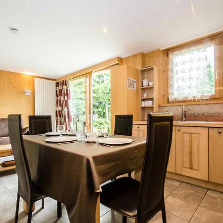 Mona - 2 Pieces Pour 4 Personnes 974 Appartement Chamonix
