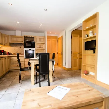 Mona - 2 Pieces Pour 4 Personnes 974 Apartamento Chamonix